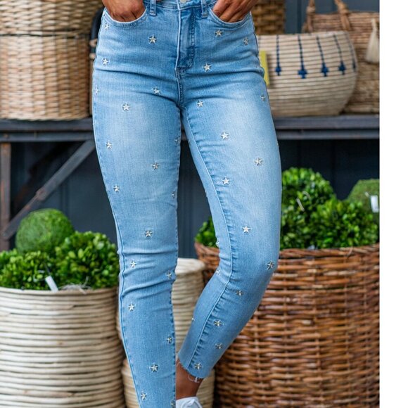 Judy Blue Tummy Control Star Embroidered High Rise Skinny Jeans Size 11/30 - Picture 1 of 11